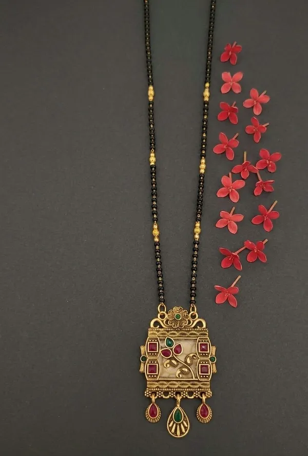 Gold_Tone_Black_Beaded_Pendant_Mangalsutra_Necklace