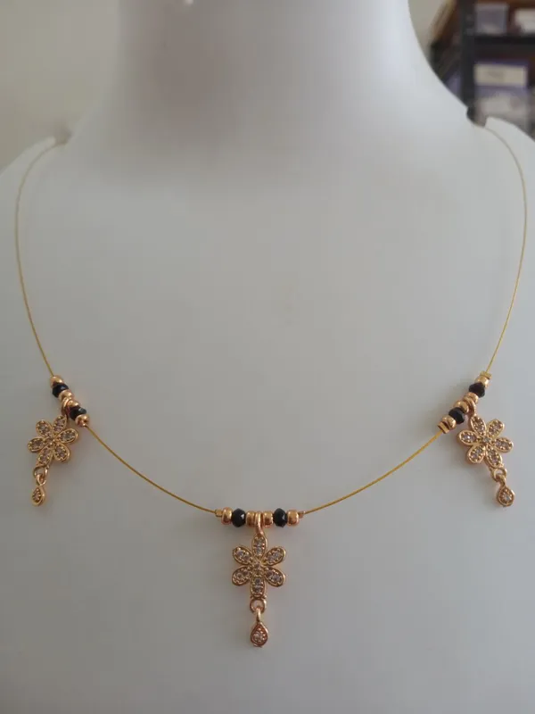 Gold_Tone_Floral_Black_Bead_Necklace_for_Women
