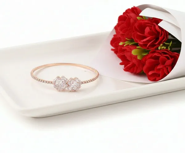 Rose_Gold_Crystal_Embellished_Bangle_for_Women
