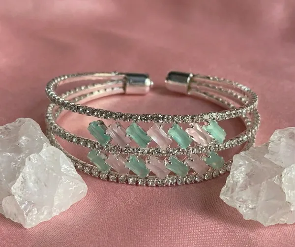 Silver-Tone_Stone_Embellished_Cuff_Bracelet_for_Women
