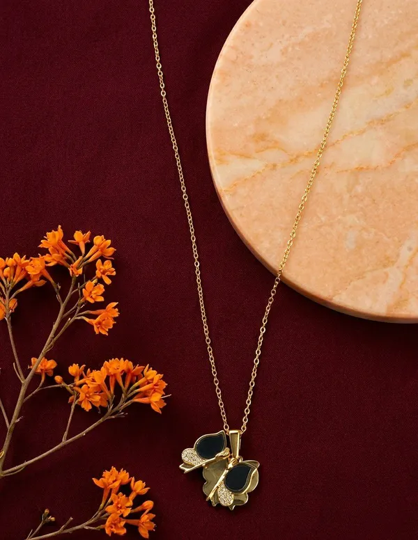Gold-Tone_Butterfly_Pendant_Necklace_for_Women