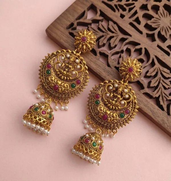Gold_Tone_Traditional_Temple_Jhumka_Earrings_for_Women