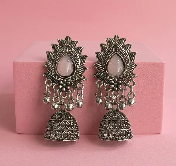 Silver_Oxidized_Stone_Studded_Jhumka_Earrings_for_Women