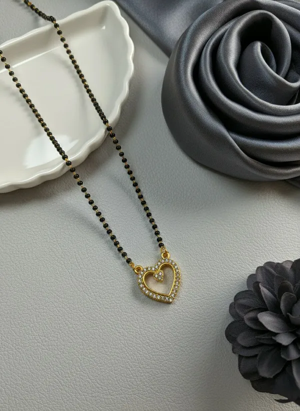 Black_Beaded_Heart_Pendant_Mangalsutra_for_Women