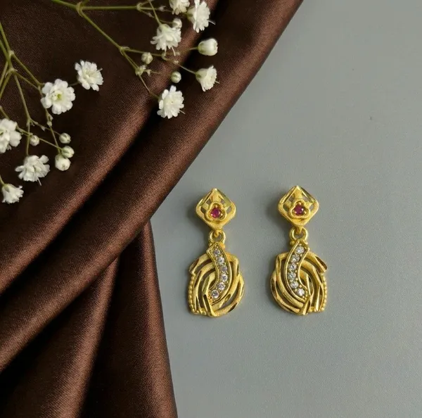 Gold_Tone_Stone_Studded_Drop_Earrings_For_Women
