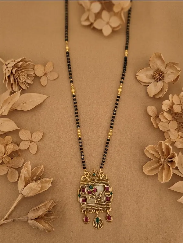 Gold_Tone_Black_Beaded_Pendant_Mangalsutra_Necklace