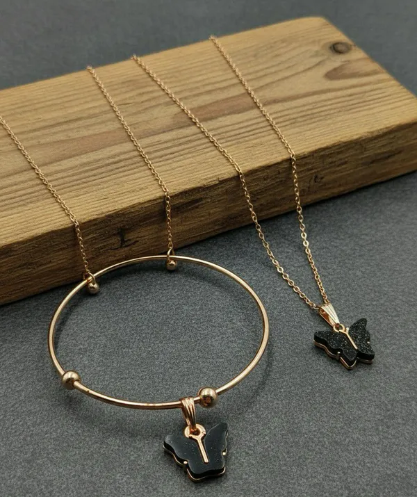 Gold-Toned_Butterfly_Necklace_And_Bracelet_Set_for_Women