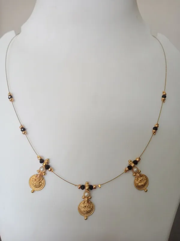 Gold_Tone_Beaded_Lakshmi_Pendant_Necklace_for_Women