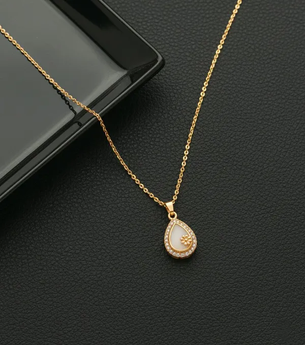 Gold_Tone_Teardrop_Pendant_Necklace_for_Women