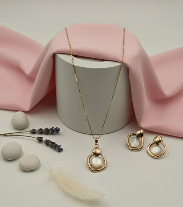 Gold_Tone_Stone_Necklace_And_Earrings_Set_For_Women