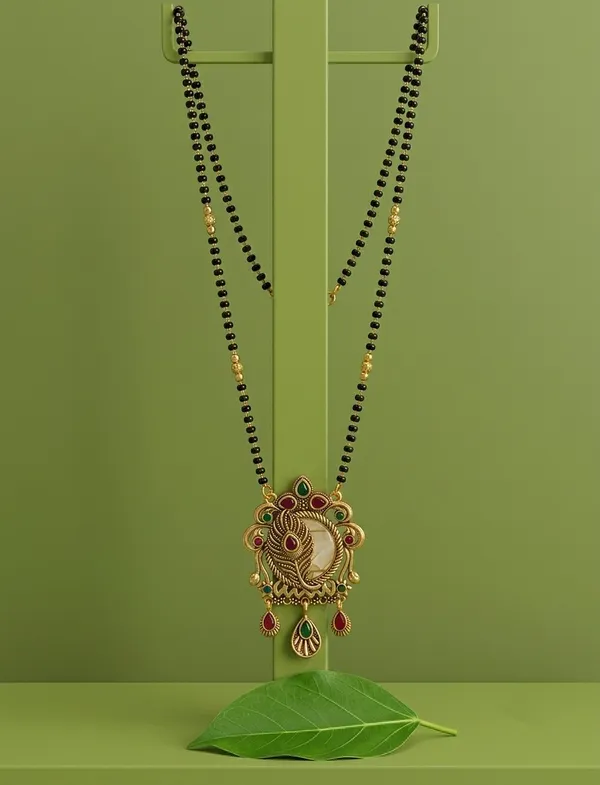 Black_Beaded_Traditional_Mangalsutra_Necklace_for_Women