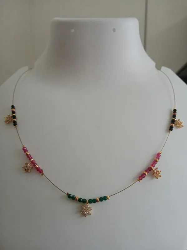 Multicolour_Beaded_Floral_Pendant_Necklace_for_Women