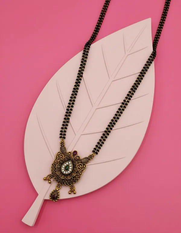 Black_Beaded_Antique_Gold_Mangalsutra_Necklace_for_Women