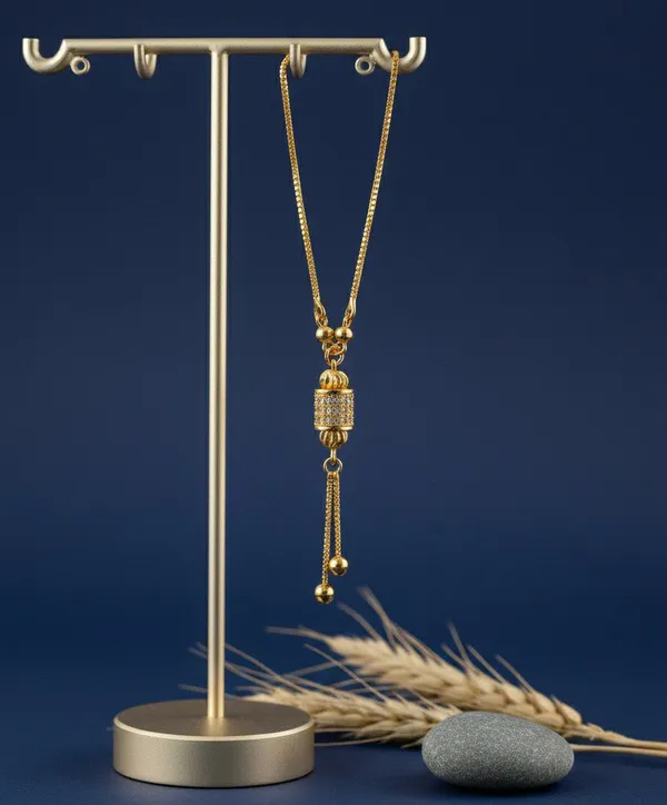 Gold-Tone_Ornate_Pendant_Necklace_for_Women