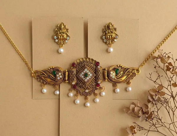 Gold_Tone_Temple_Jewellery_Set_for_Women
