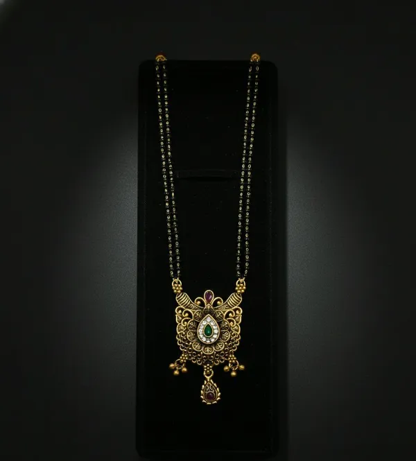 Black_Beaded_Antique_Gold_Mangalsutra_Necklace_for_Women