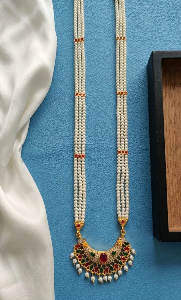 White_Pearl_Gold_Tone_Pendant_Necklace_for_Women