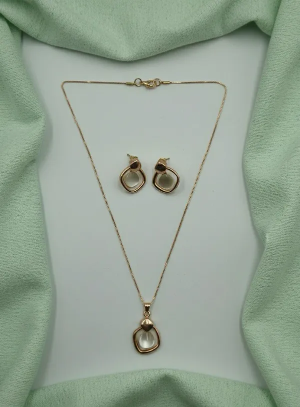 Gold_Tone_Stone_Necklace_And_Earrings_Set_For_Women