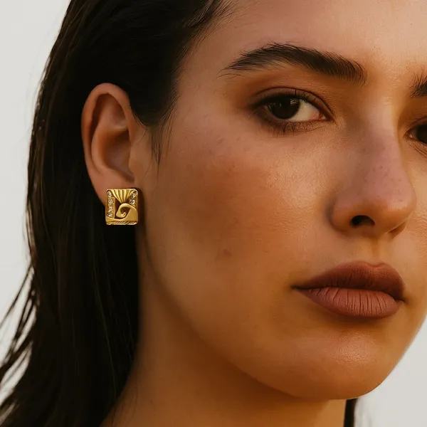 Gold_Tone_Square_Rhinestone_Stud_Earrings_for_Women