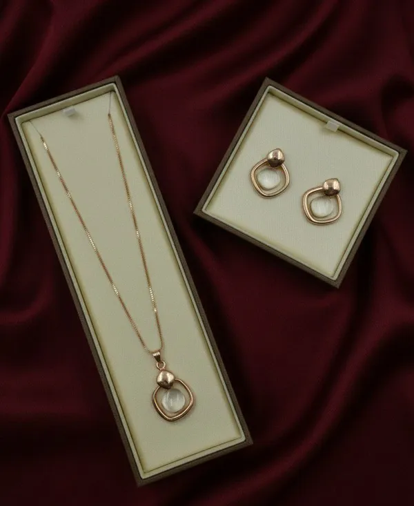 Gold_Tone_Stone_Necklace_And_Earrings_Set_For_Women