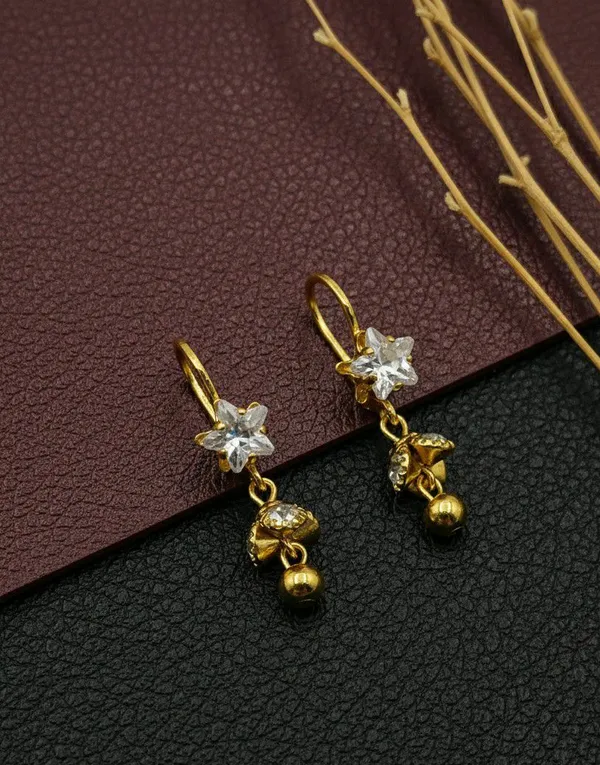 Gold_Tone_Star_Drop_Earrings_for_Women