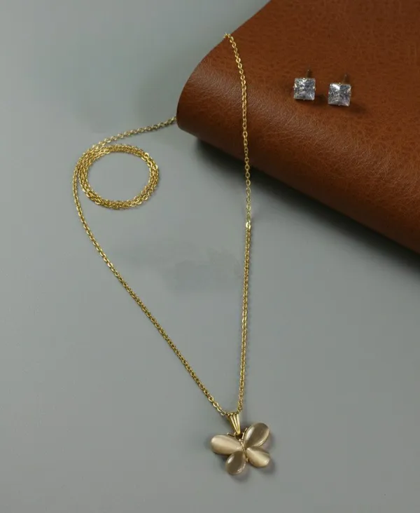 Gold_Tone_Butterfly_Pendant_Necklace_And_Stud_Earrings_Set