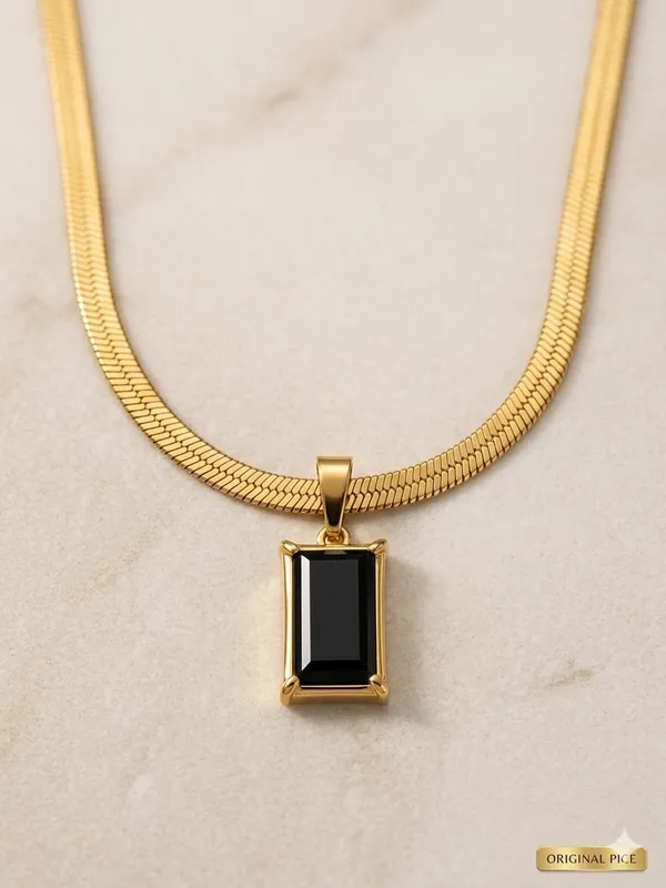 Gold_Tone_Black_Rectangular_Pendant_Necklace_For_Women