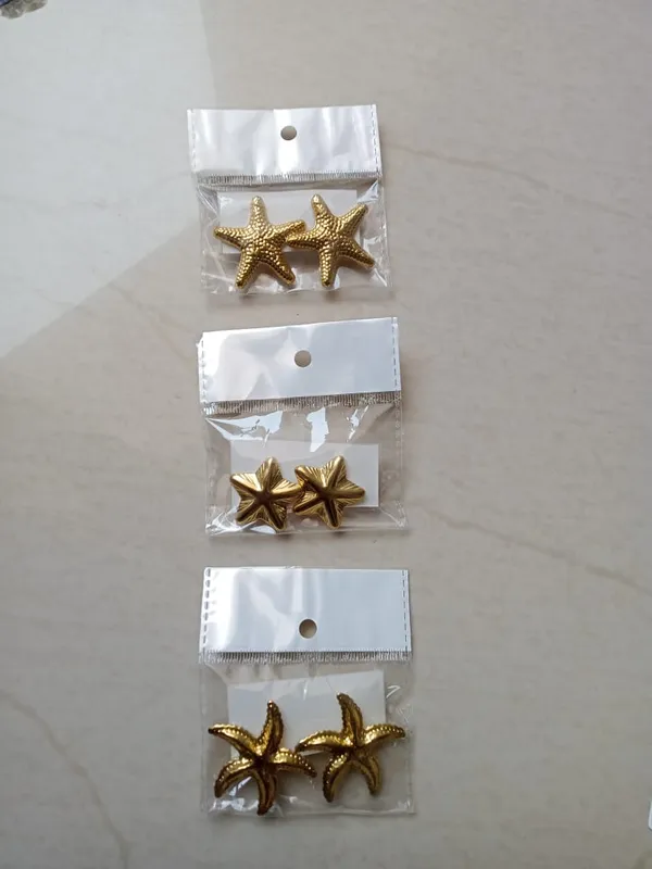 Gold_Tone_Starfish_Stud_Earrings_for_Women