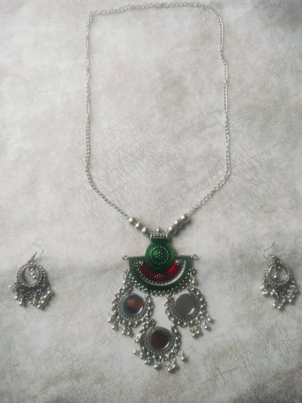 Silver_Oxidized_Layered_Necklace_And_Earrings_Set_For_Women