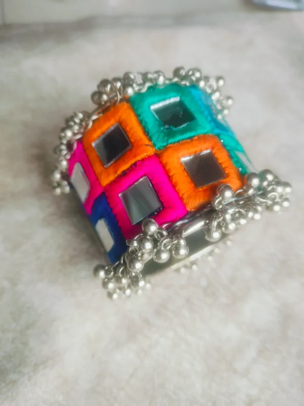 Multicolor_Stainless_Steel_Bracelet_Foe_Women