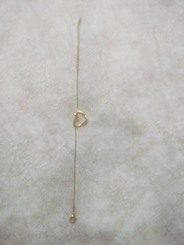 Gold_Tone_Heart_Design_Bracelet_For_Women