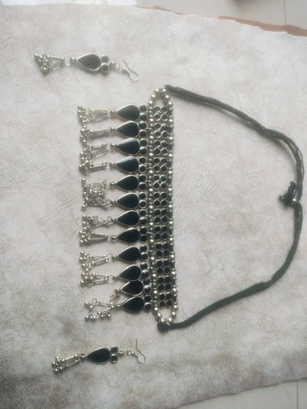 Silver_Black_Oxidized_Necklace_And_Earrings_Set_For_Women
