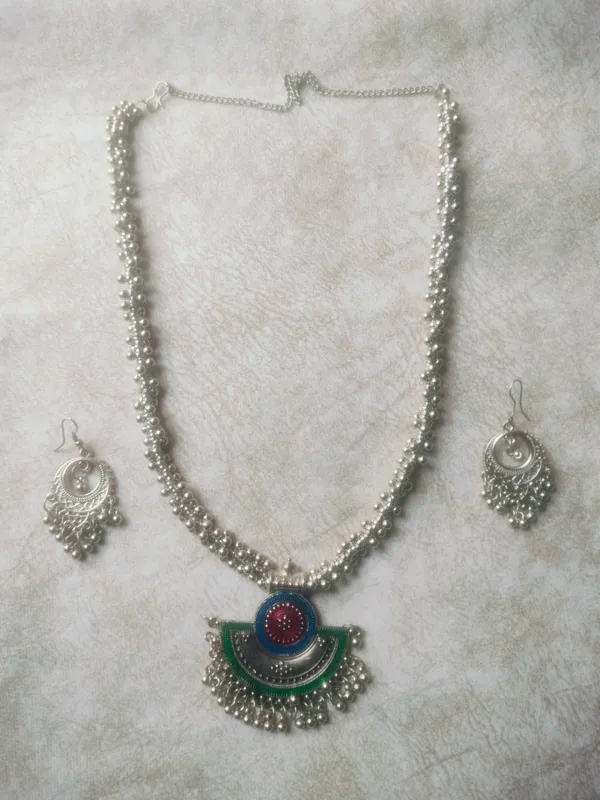 Gold_Tone_Oxidized_Stone_Accent_Necklace_Set_For_Women