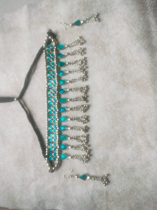 Silver-Tone_Turquoise_Necklace_Set_for_Women