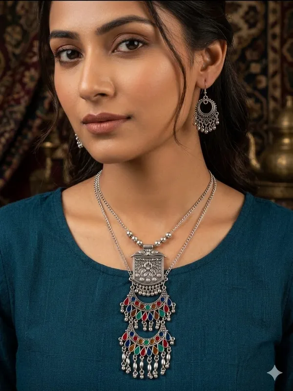 Silver_Oxidized_Ethnic_Necklace_Set_For_Women