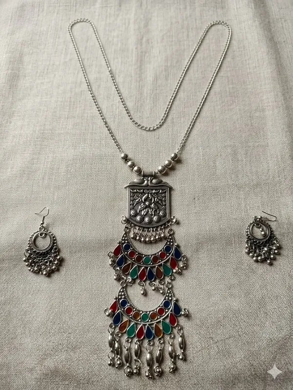 Silver_Oxidized_Ethnic_Necklace_Set_For_Women