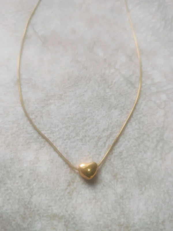 Gold_Tone_Heart_Pendant_Necklace_For_Women