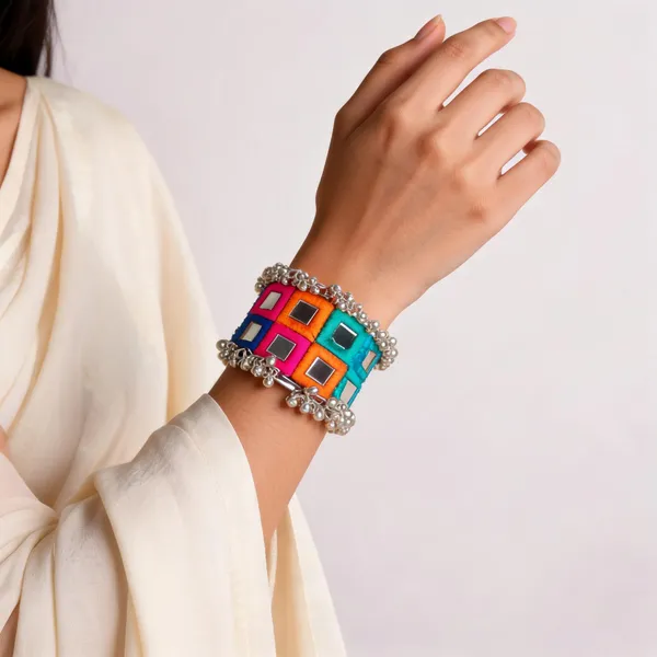 Multicolor_Stainless_Steel_Bracelet_Foe_Women