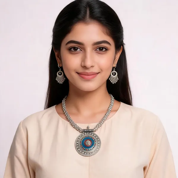 Silver_Tone_Traditional_Circular_Pendant_Necklace_And_Earrings_Set_For_Women