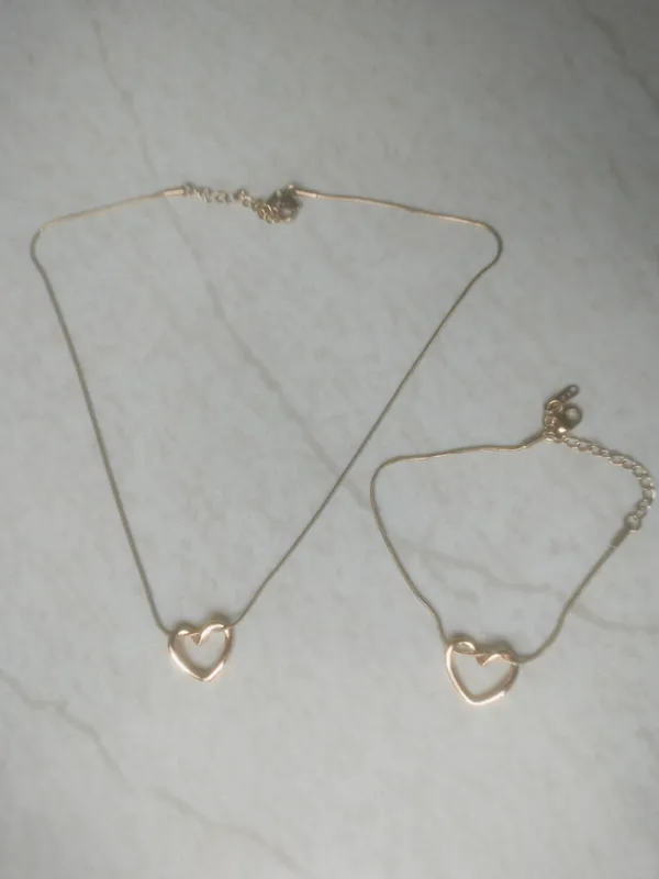 Gold_Stainless_Steel_Heart_Pendant_Necklace_Bracelet_Set_For_Women