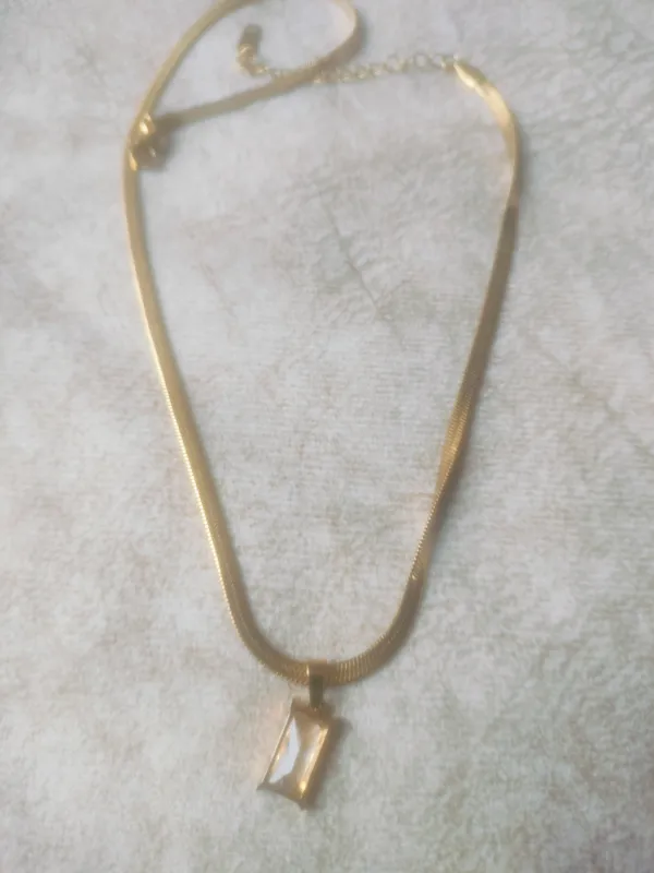 Gold_Stainless_Steel_Geometric_Pendant_Necklace_For_Women