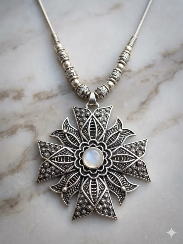 Silver_Stainless_Steel_Floral_Pendant_Cord_Necklace_For_Women