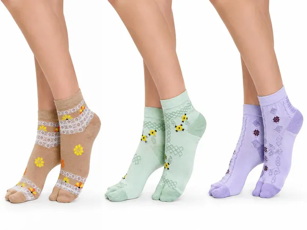 Women_Multicolour_Winter_Regular_Floral_Designer_Socks_(_combo_of_3_)