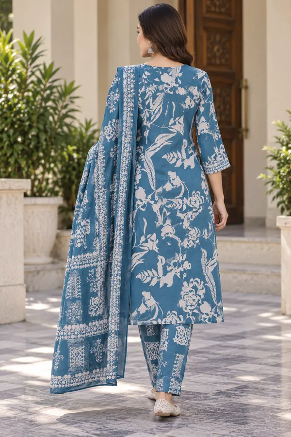 Blue_Mull_Cotton_3_Pec-Kurti_Set_For_Women
