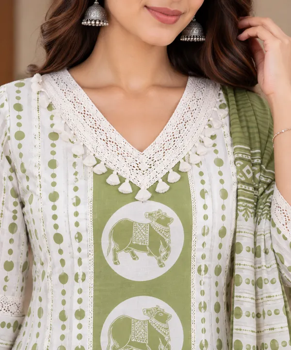 White_Cotten_3_Pec-Kurti_Set_For_Women