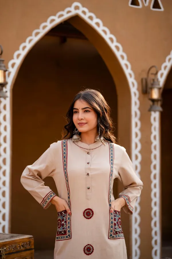 Beige_Cotton_Flex_2_Pec_Kurti_Set_For_Women