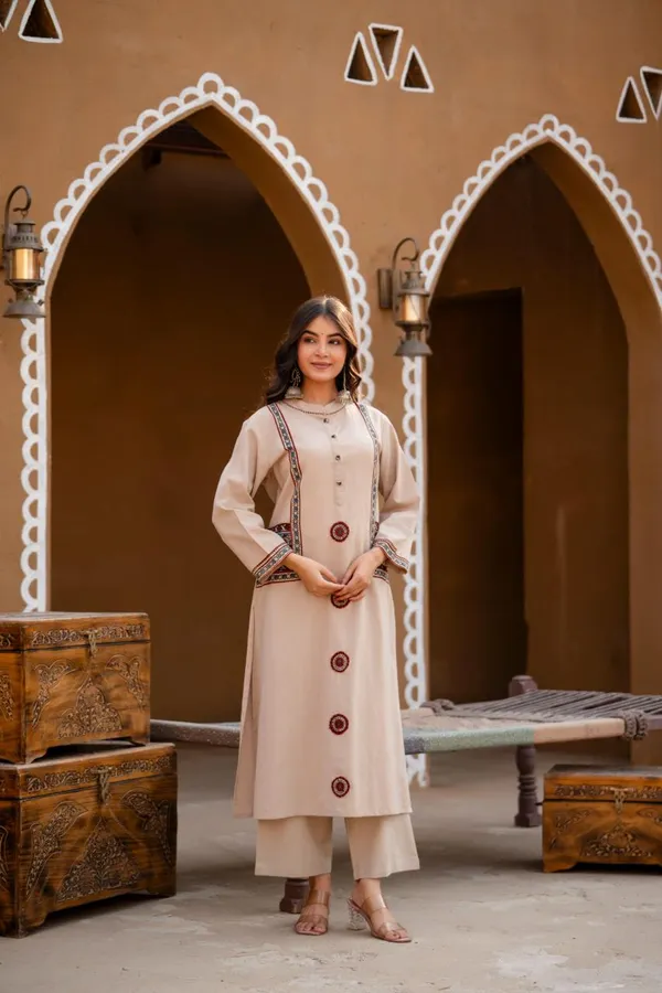 Beige_Cotton_Flex_2_Pec_Kurti_Set_For_Women