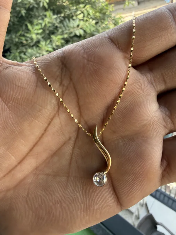 Gold_Stainless_Steel_Wave_Pendant_Necklace_For_Women