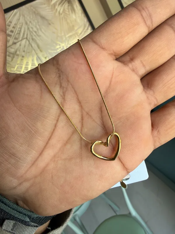 Gold_Stainless_Steel_Heart_Pendant_Necklace_For_Women