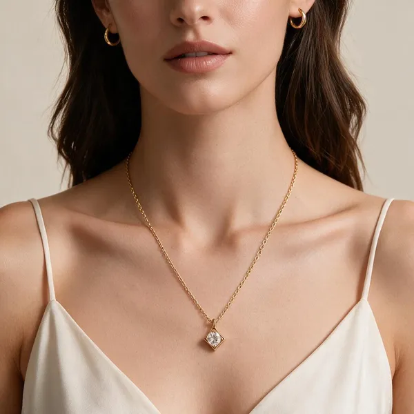 Gold_Stainless_Steel_Solitaire_Pendant_Necklace_For_Women